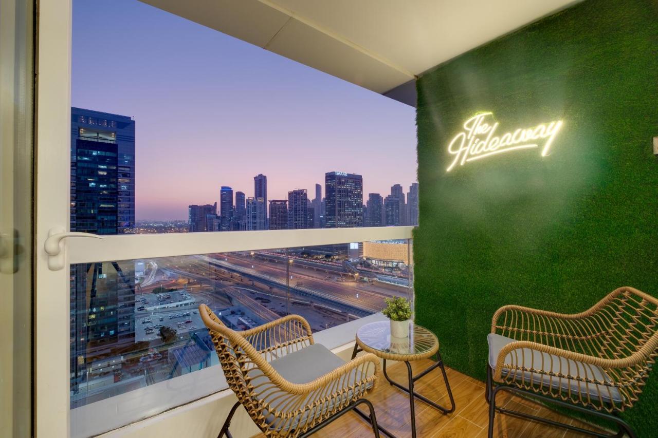 Luxury Apt - Rooftop Pool - City View Дубай Екстериор снимка
